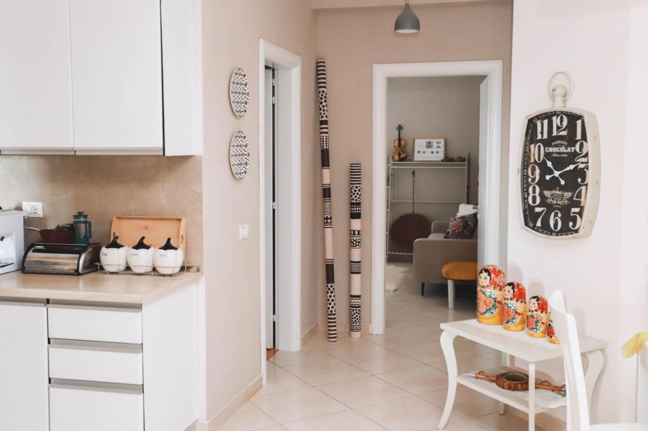 Large Apartment Near The Seaside Boulevard Lungomare Wlora Zewnętrze zdjęcie