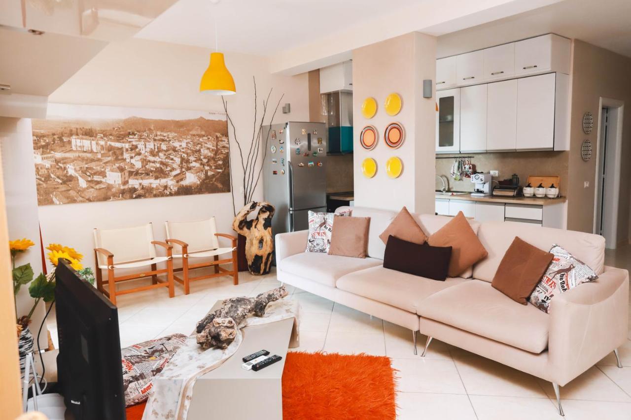 Large Apartment Near The Seaside Boulevard Lungomare Wlora Zewnętrze zdjęcie